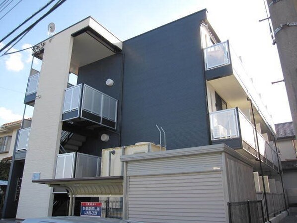 レオパレスセディチの物件外観写真